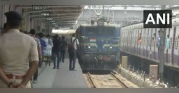 Odisha train accident: Train carrying stranded passengers reaches Howrah